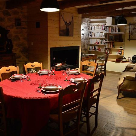 Chambres Et Table D'Hotes Du Pere Boussenac Exterior photo