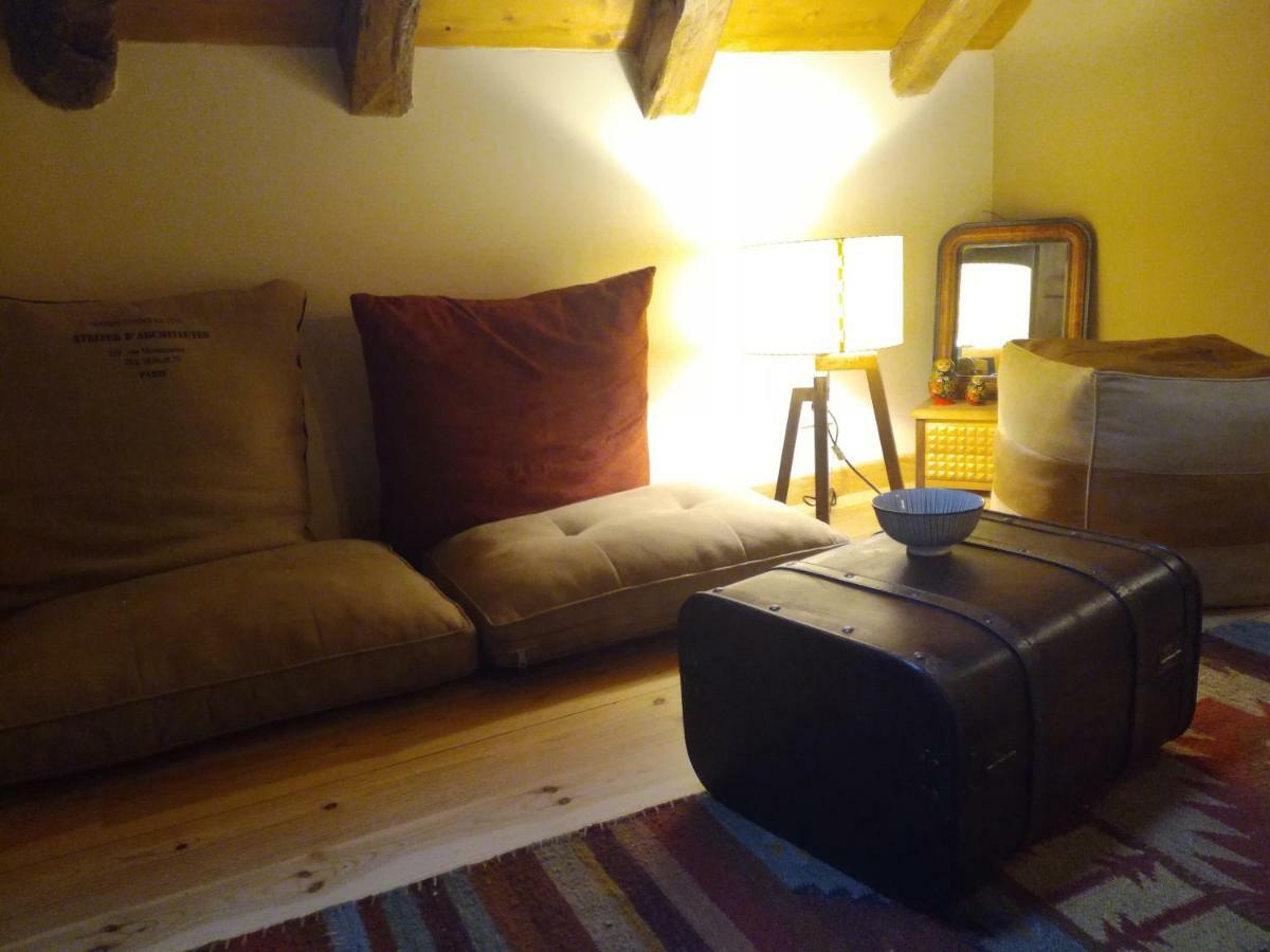 Chambres Et Table D'Hotes Du Pere Boussenac Exterior photo